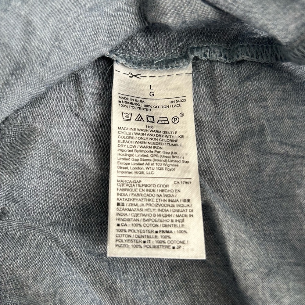 GAP Women’s Light Blue Cotton Chambray Embroidered Bohemian Blouse Sz L - Picture 7 of 7
